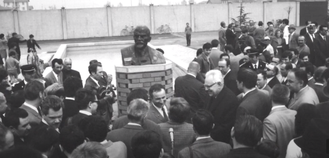 Figg. 4-5. Inaugurazione del busto il 17 aprile 1970 [Archivio storico Comune di Cavriago].